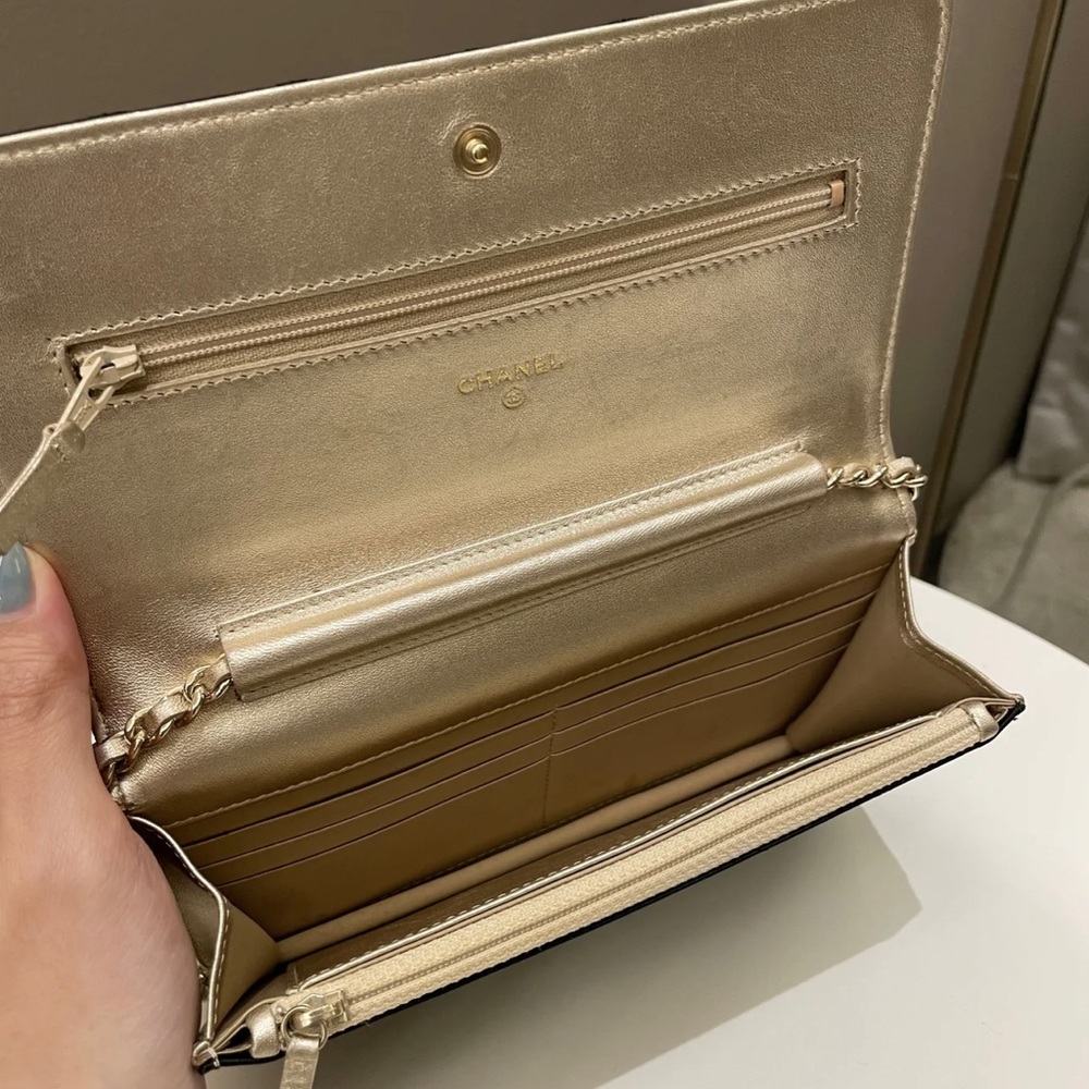 Chanel Quilted Wallet On Chain - Picture 10 of 11